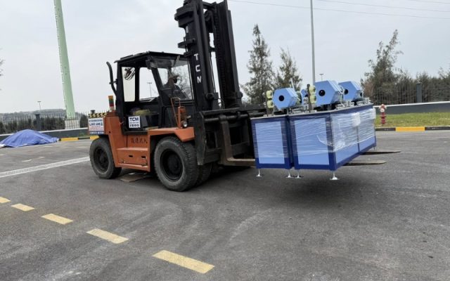 thuê xe nâng tại dương kinh